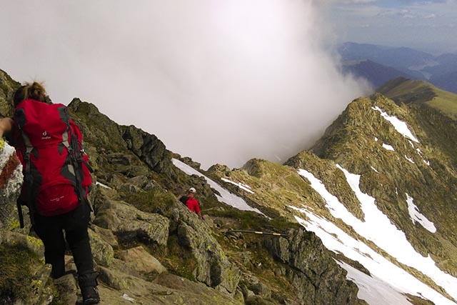 hiking Fagaras Mountains