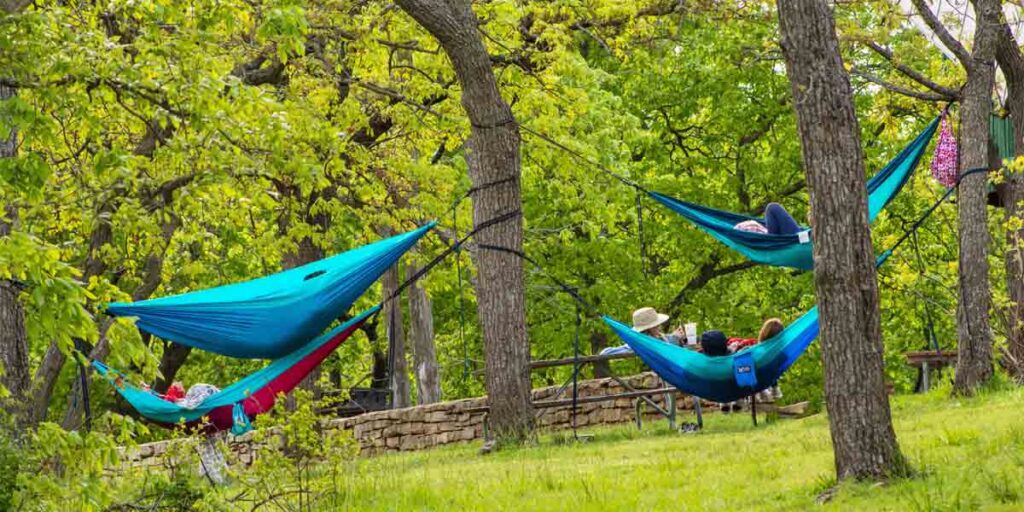 how to properly hang a hammock so it doesn't damage trees