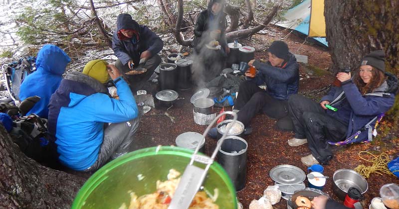 how to wash dishes backpacking