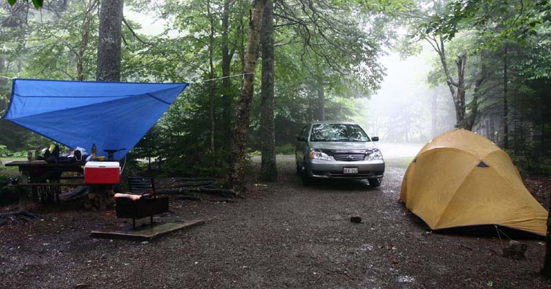 pitch tent in the rain without it getting wet