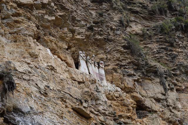 karajia sarcophagi